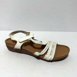 BareTraps Womens Jalen Sandals White Size 7.5 M